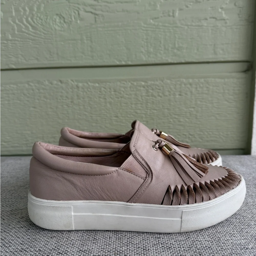 J. Slides Winny sneakers/loaffers.